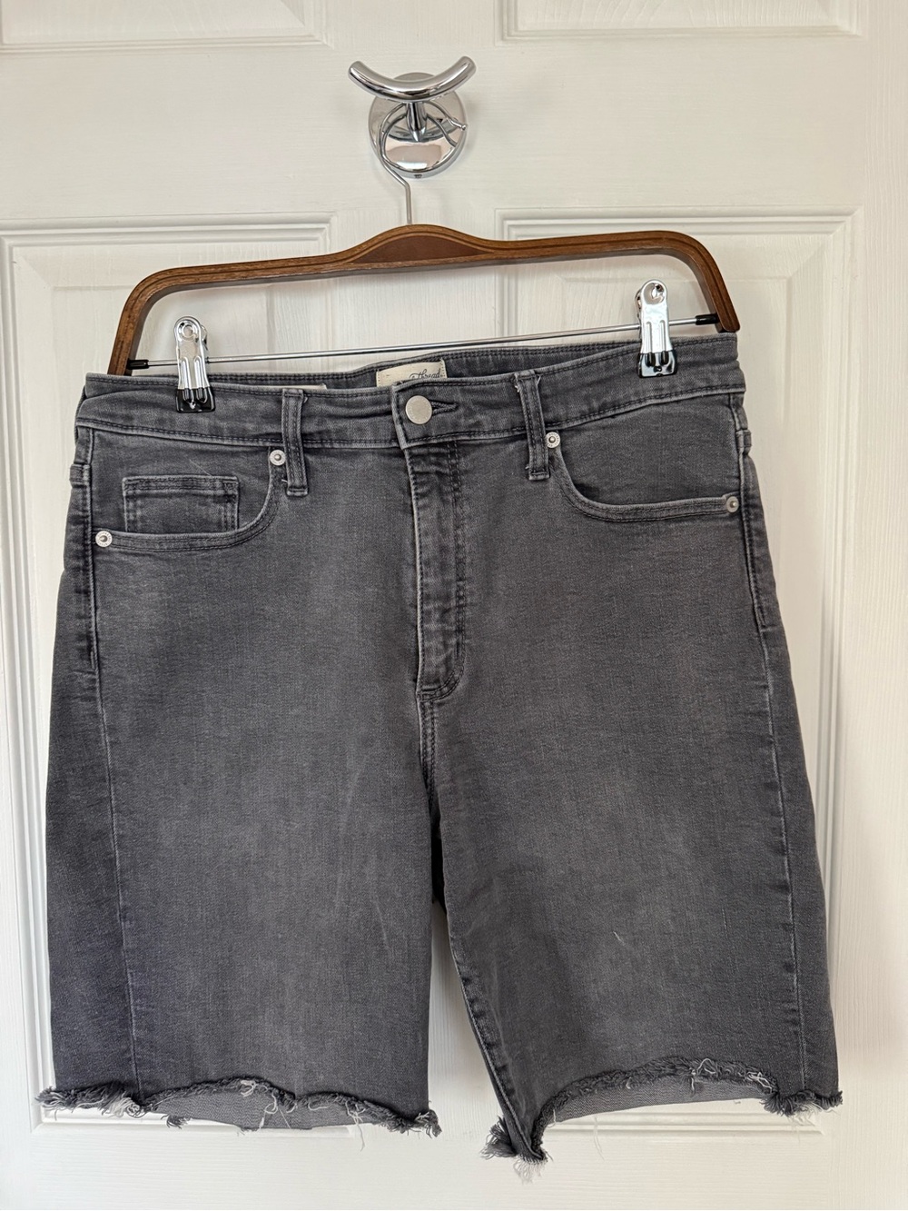 Universal Thread Women's Gray Denim Bermuda Shorts